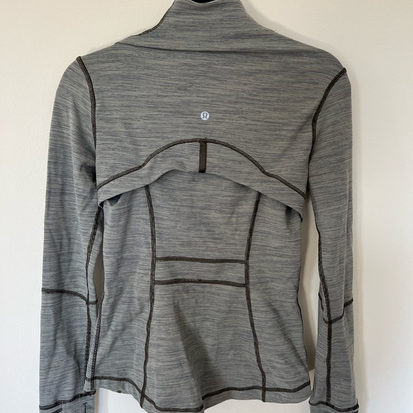 Lululemon Define Jacket, Sage Dark Olive sz 6 - Picture 2 of 4